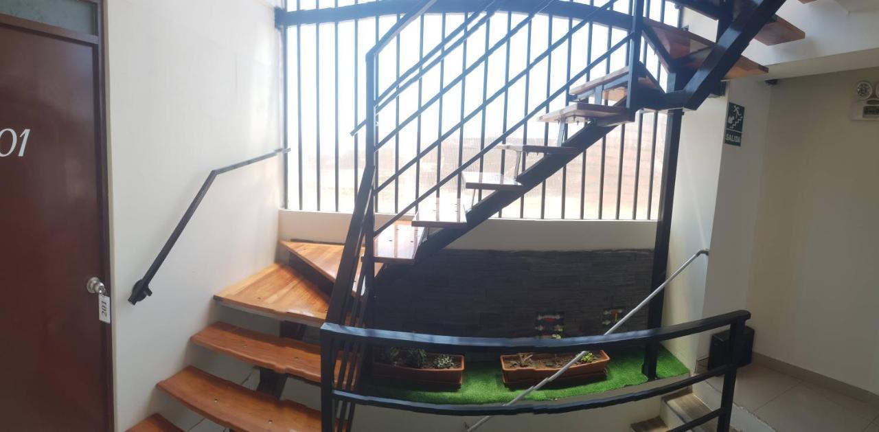 Hospedaje Diamantes Huacho Εξωτερικό φωτογραφία